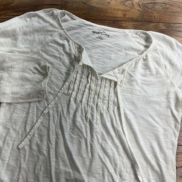 Eddie Bauer Shirt Women Small Ivory  Long Sleeve Pullover Ruffle Detail Tie Neck - Picture 1 of 7